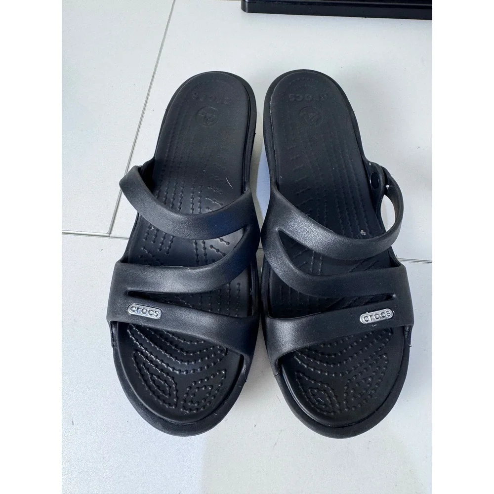 Crocs Patricia Strappy Wedge Sandals Women Size 8 Comfort Lightweight Casual